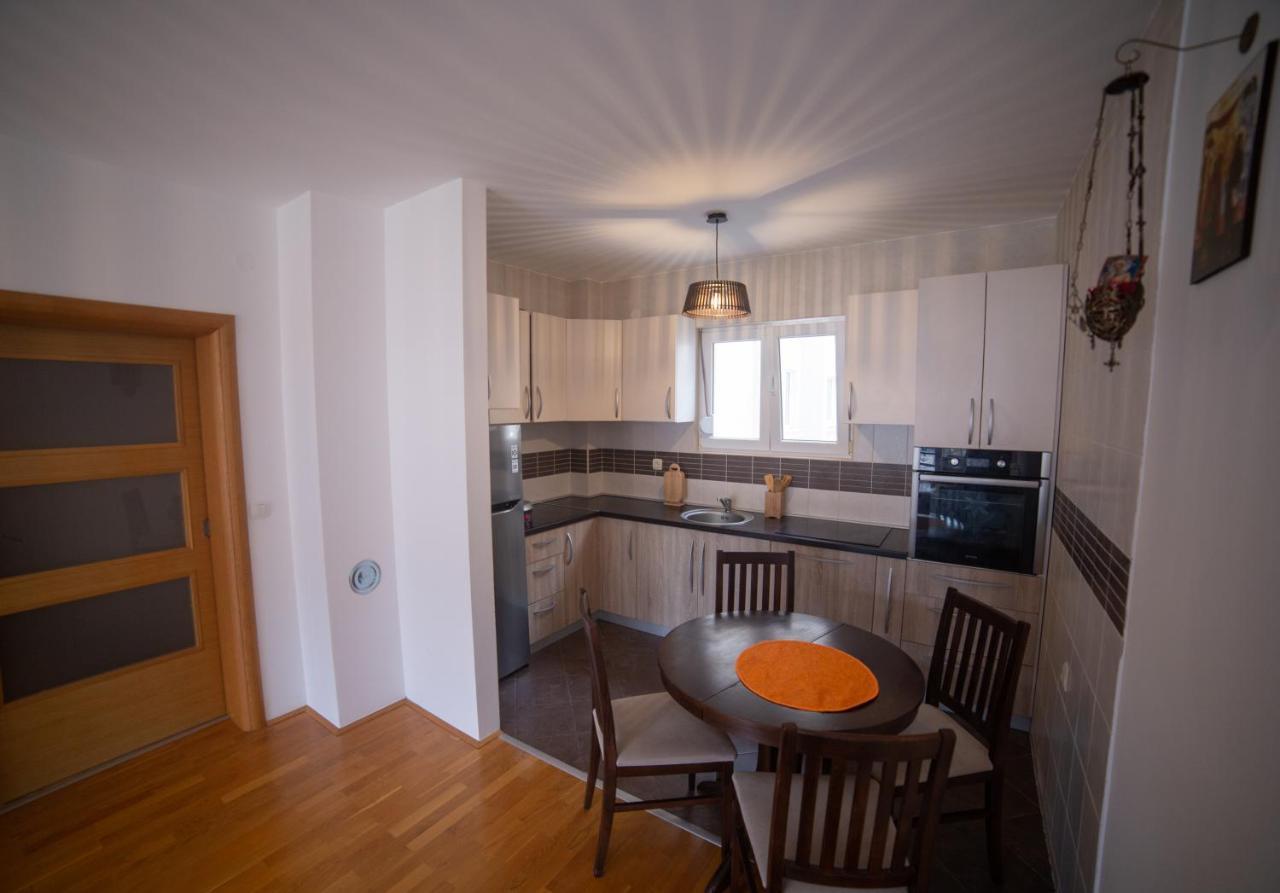 Apartment Plamenatz バール エクステリア 写真